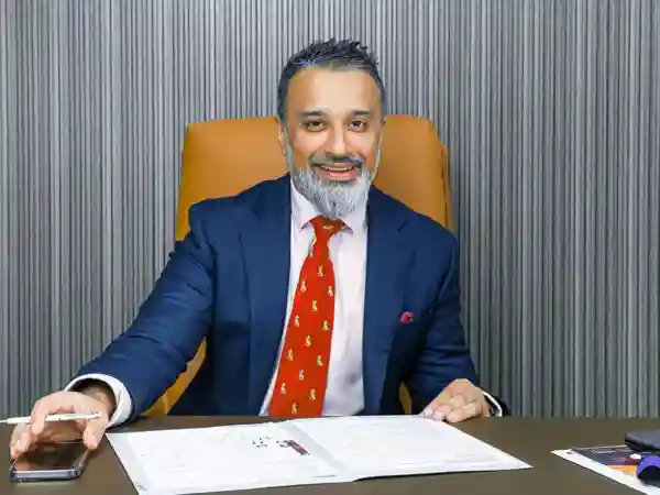 Dr. Faisal Salim